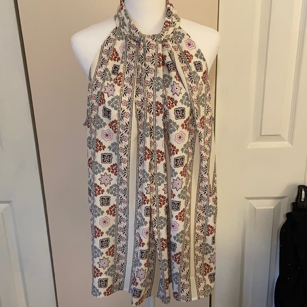 Ann Taylor sleeveless top